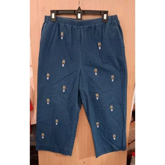Alfred Dunner (16) Capris Blue Denim Embroidered Flower Pots‎ ElasticWaist - Picture 1 of 5